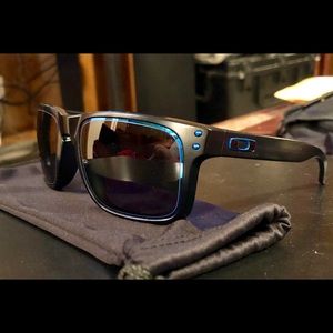 Oakley “Holbrook” sunglasses, black, blue, Prizm
